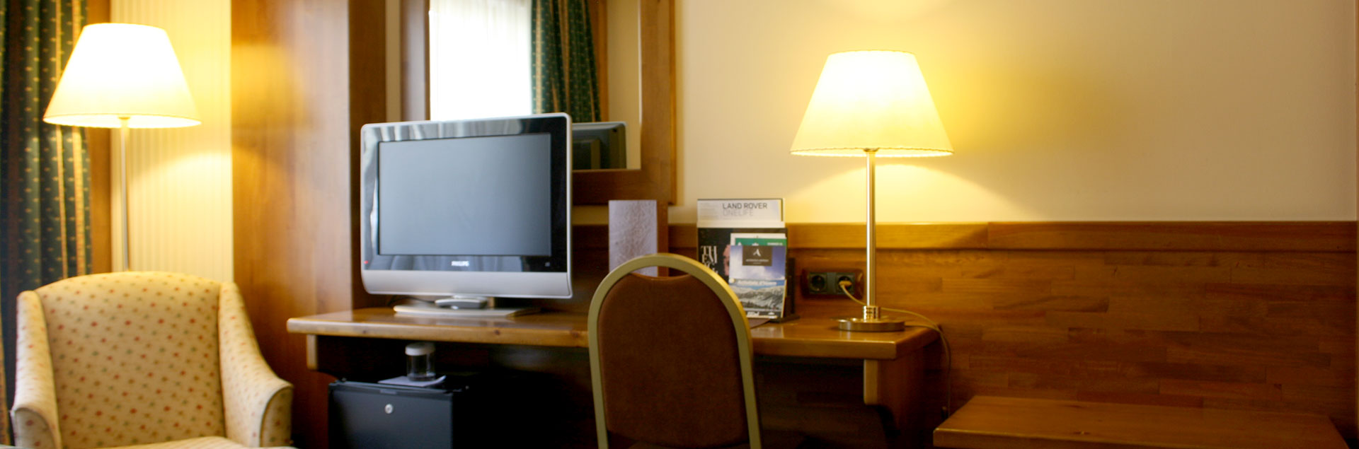 Chambre avec télévision par satélite hôtel Soldeu