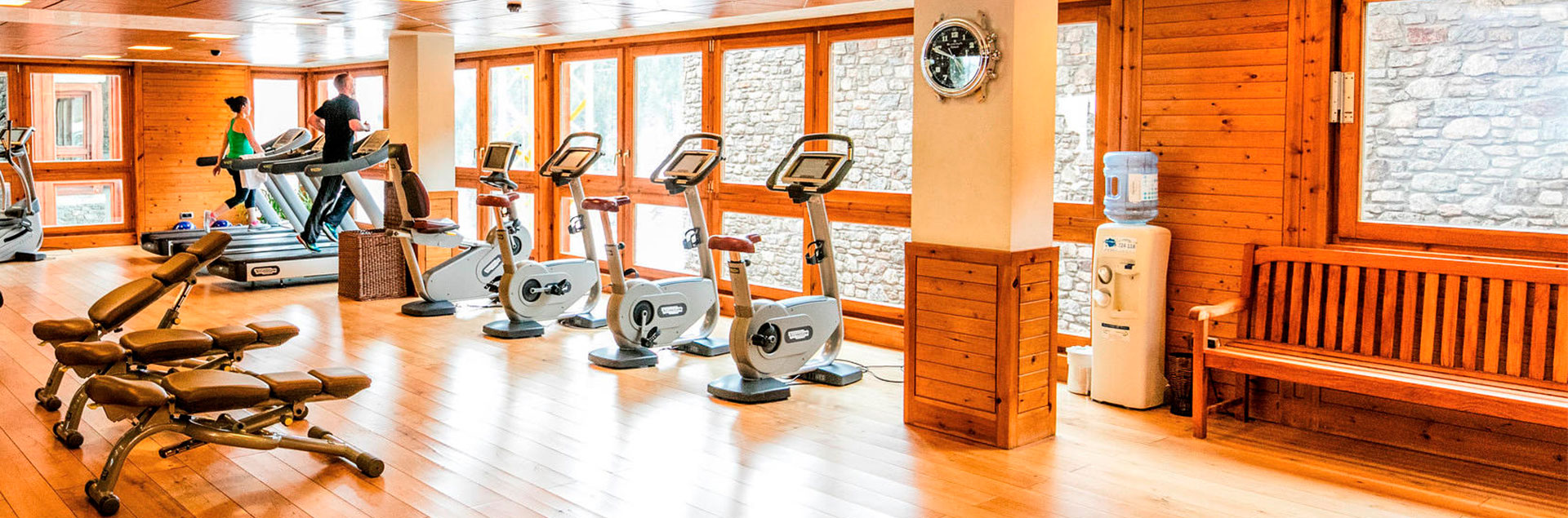 hôtel de 4 etoiles avec gym compris
